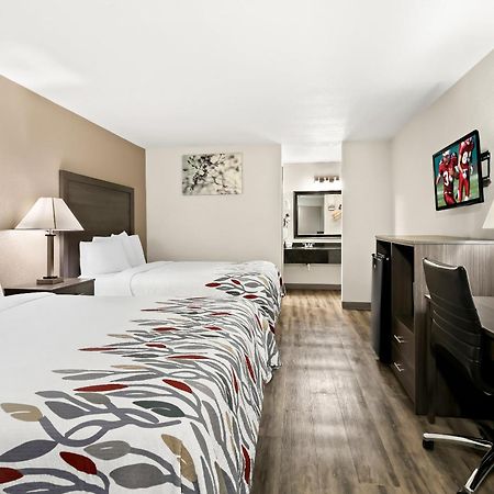 Red Roof Inn & Suites Duncan Bagian luar foto