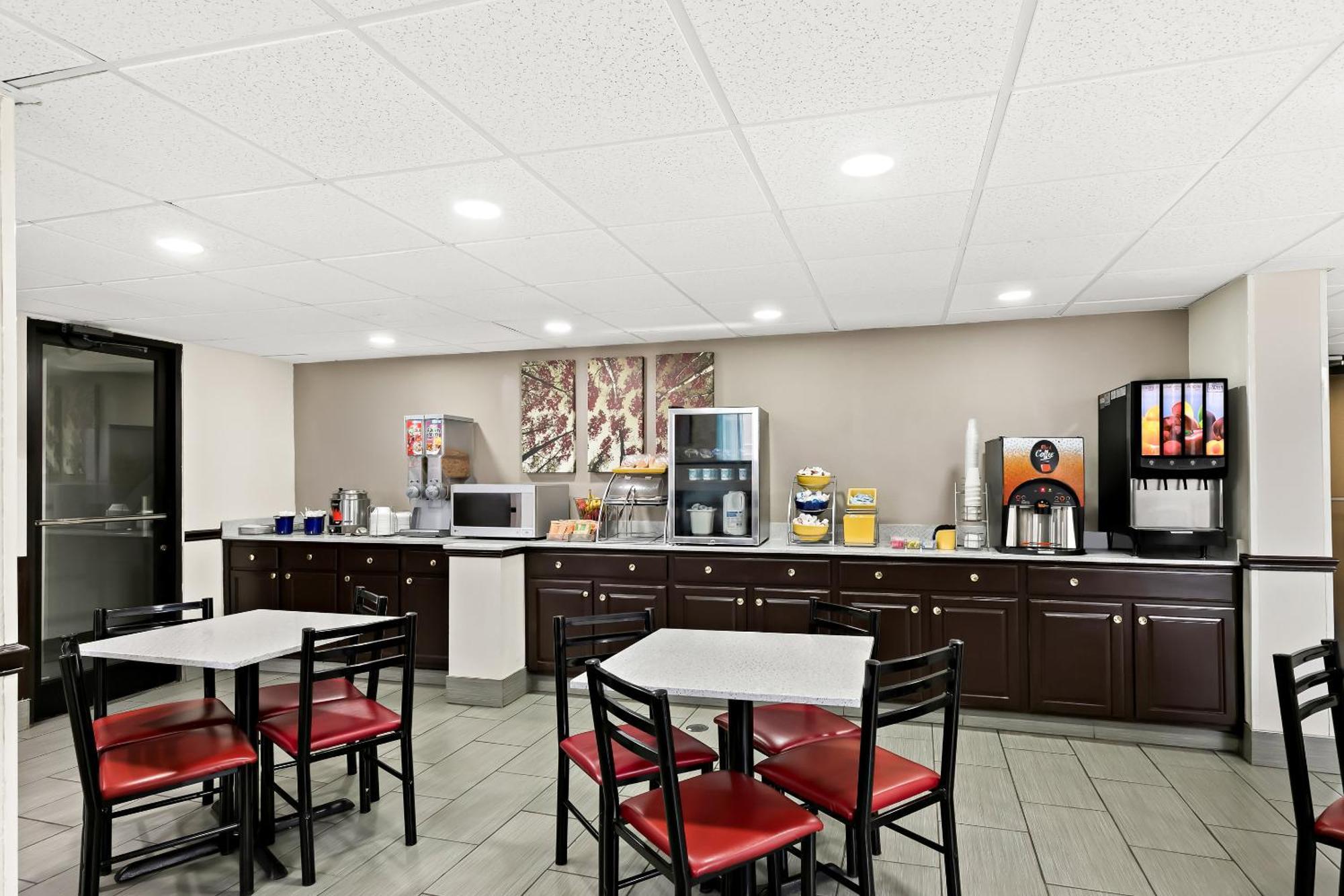Red Roof Inn & Suites Duncan Bagian luar foto