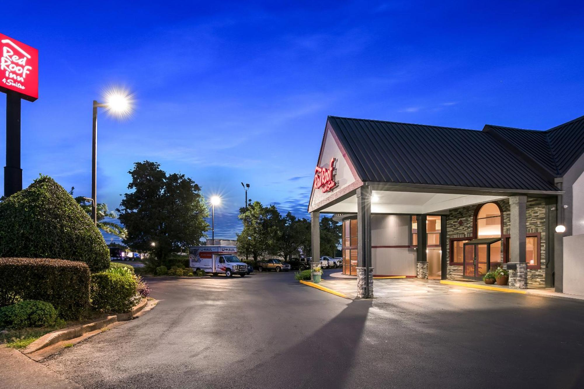 Red Roof Inn & Suites Duncan Bagian luar foto
