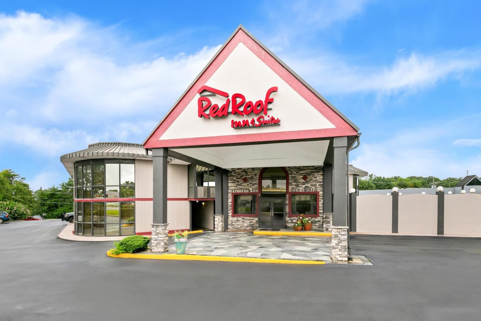 Red Roof Inn & Suites Duncan Bagian luar foto