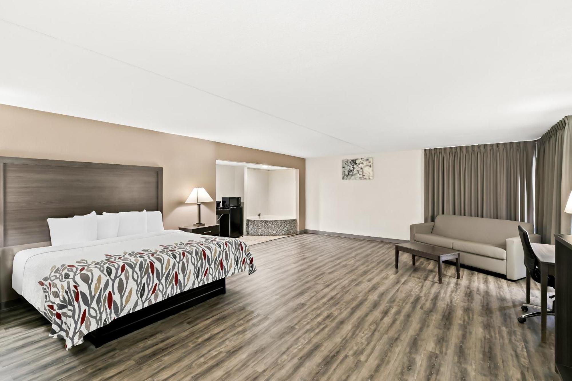 Red Roof Inn & Suites Duncan Bagian luar foto