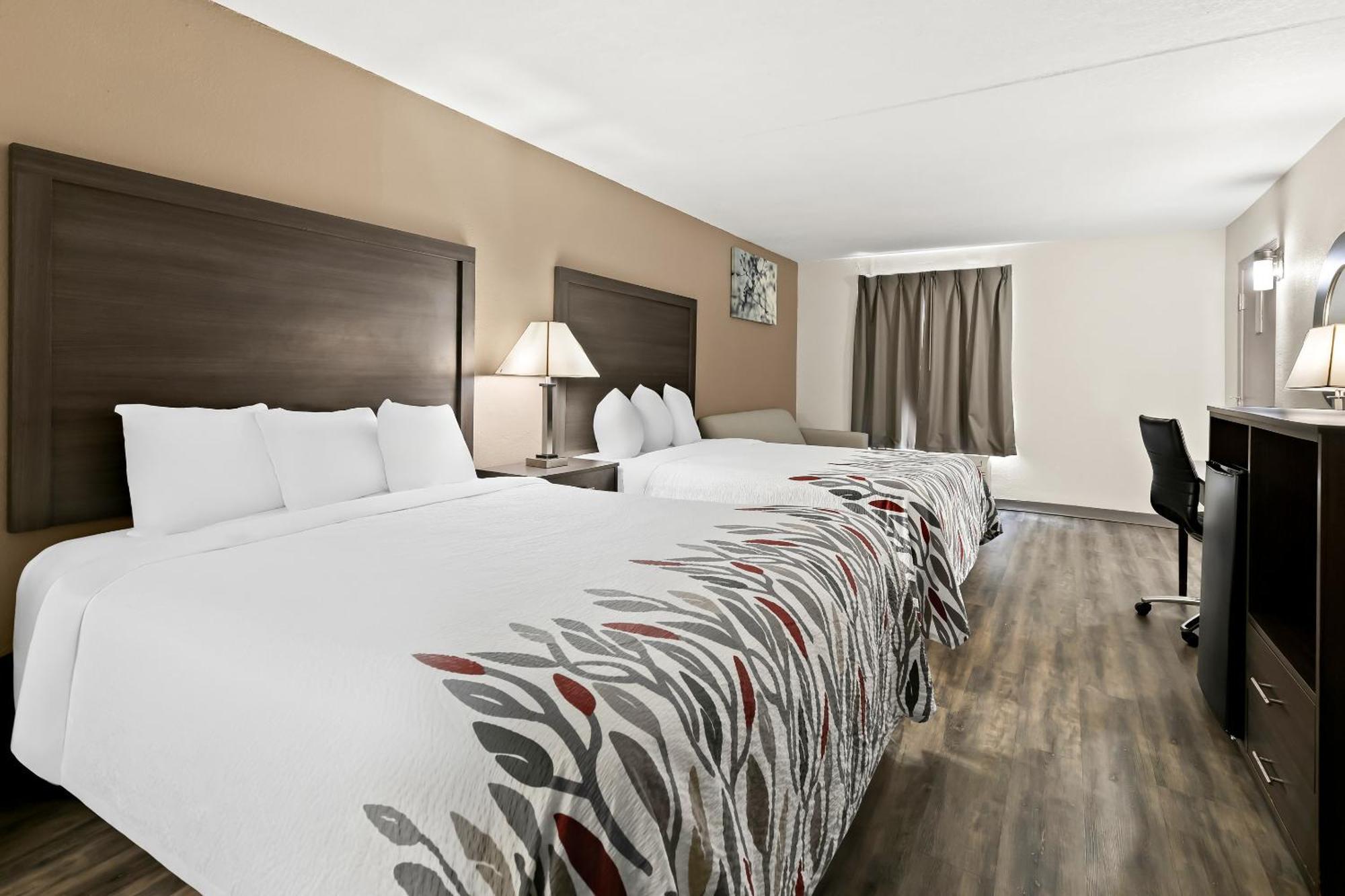 Red Roof Inn & Suites Duncan Bagian luar foto