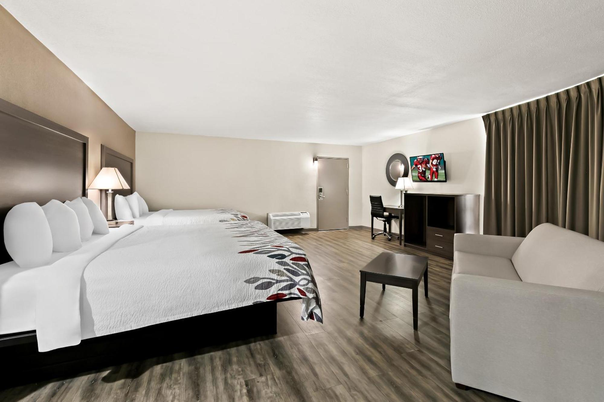 Red Roof Inn & Suites Duncan Bagian luar foto